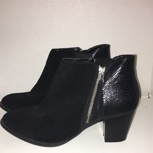 Vionic Womens 11 Anne Black Suede Snake Skin Zip Up Ankle Boot Block Heel